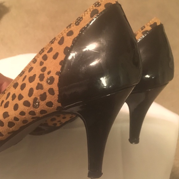 Shoes - Picture 4 of 5